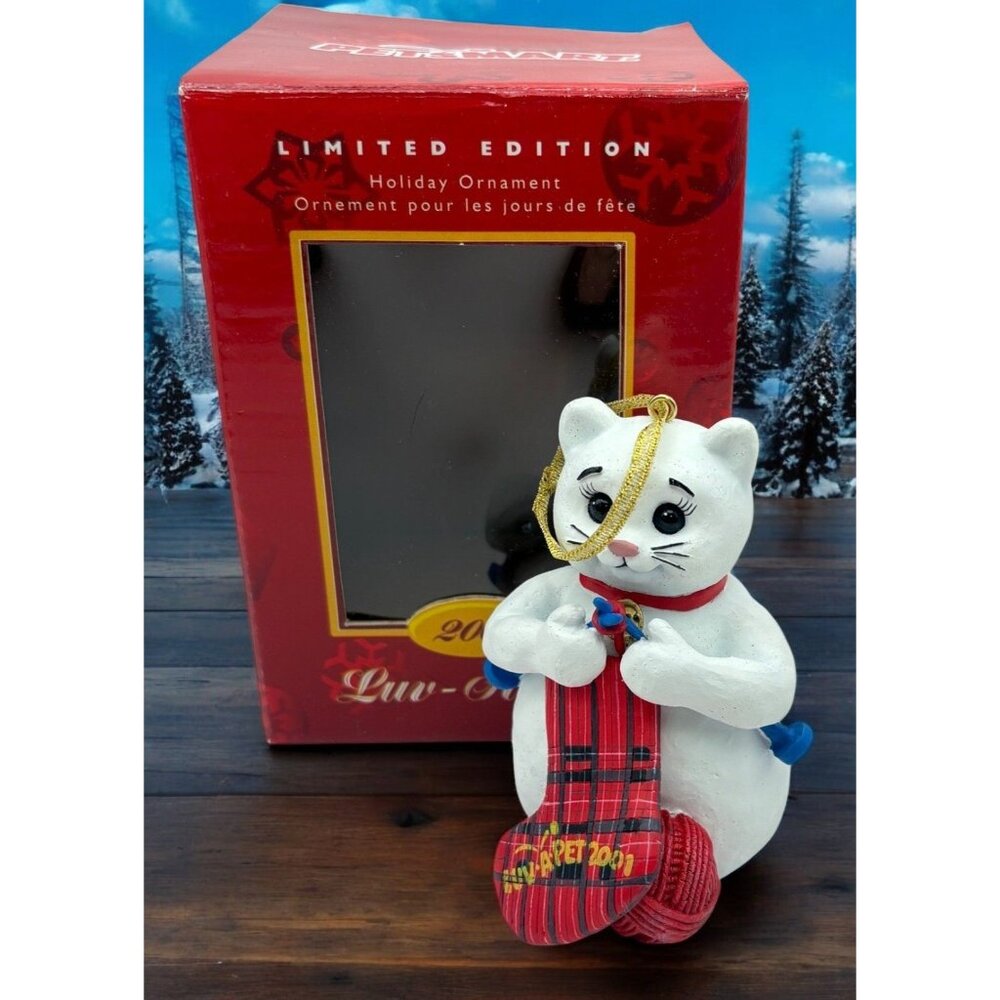 Vintage Luv-A-Pet Snow Kitty Christmas Ornament Limited Edition 2001 Pets Mart